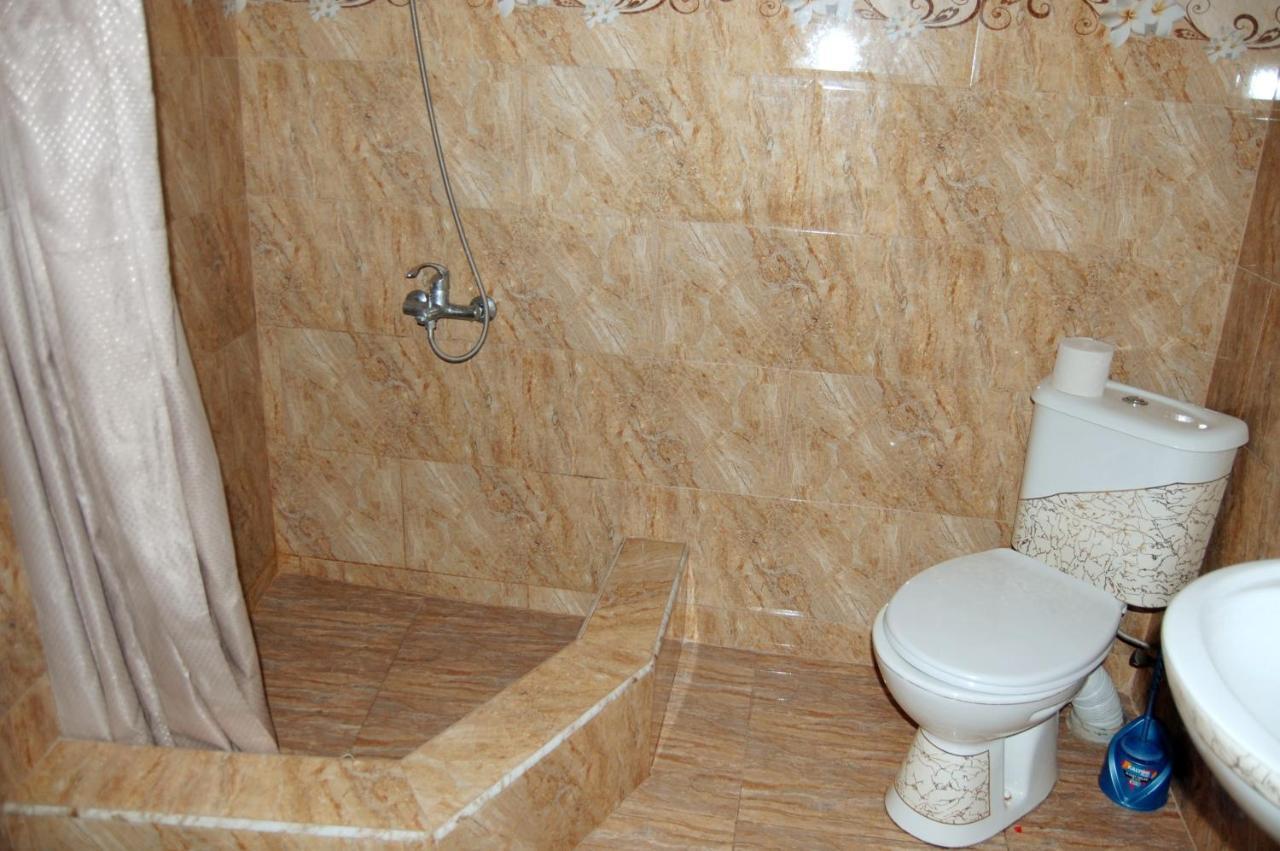 Excellent Hostel 쿠타이시 외부 사진