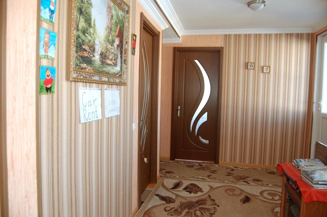 Excellent Hostel 쿠타이시 외부 사진