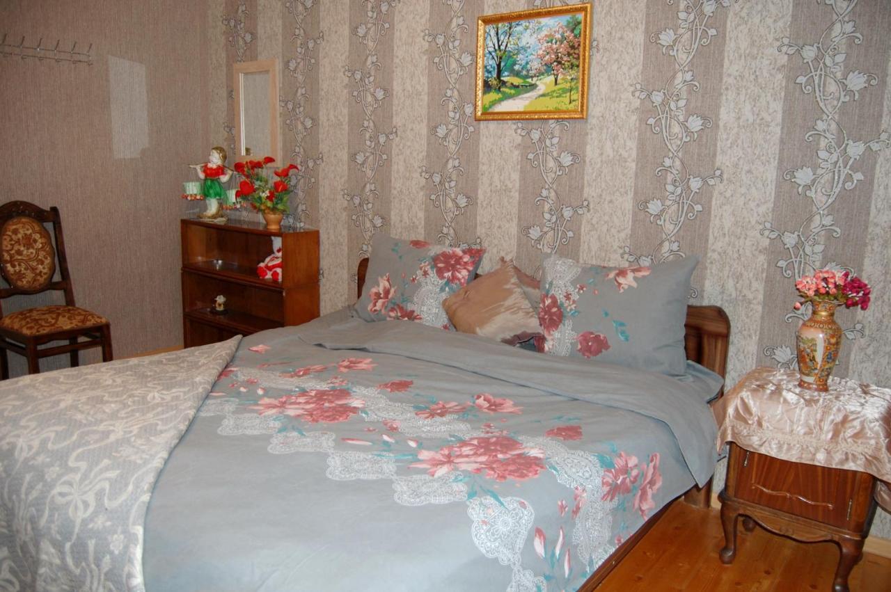 Excellent Hostel 쿠타이시 외부 사진