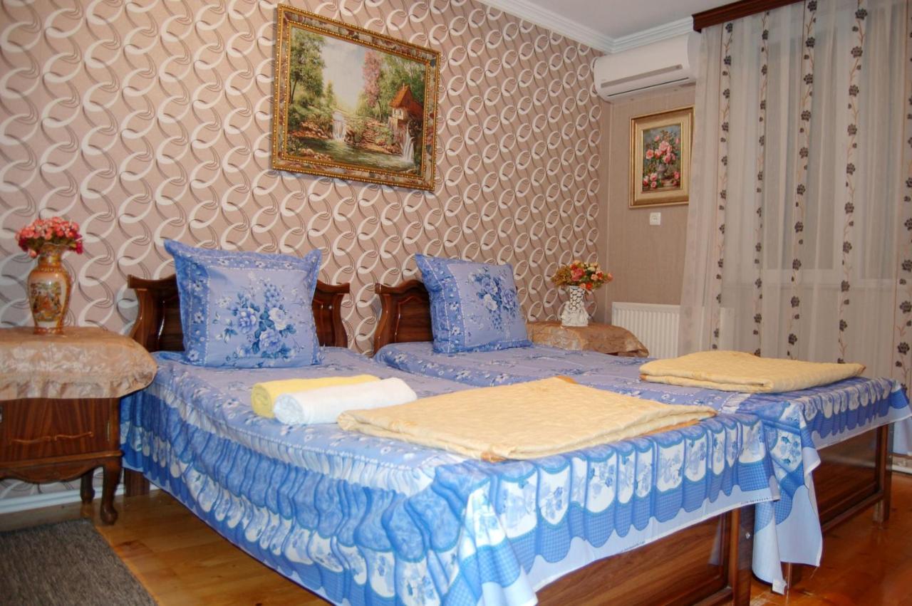 Excellent Hostel 쿠타이시 외부 사진